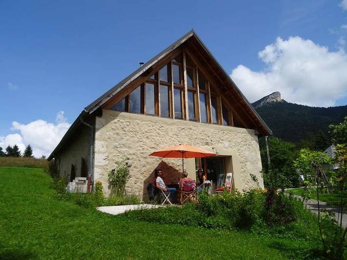 Gîte pour 8 personnes, avec jardin