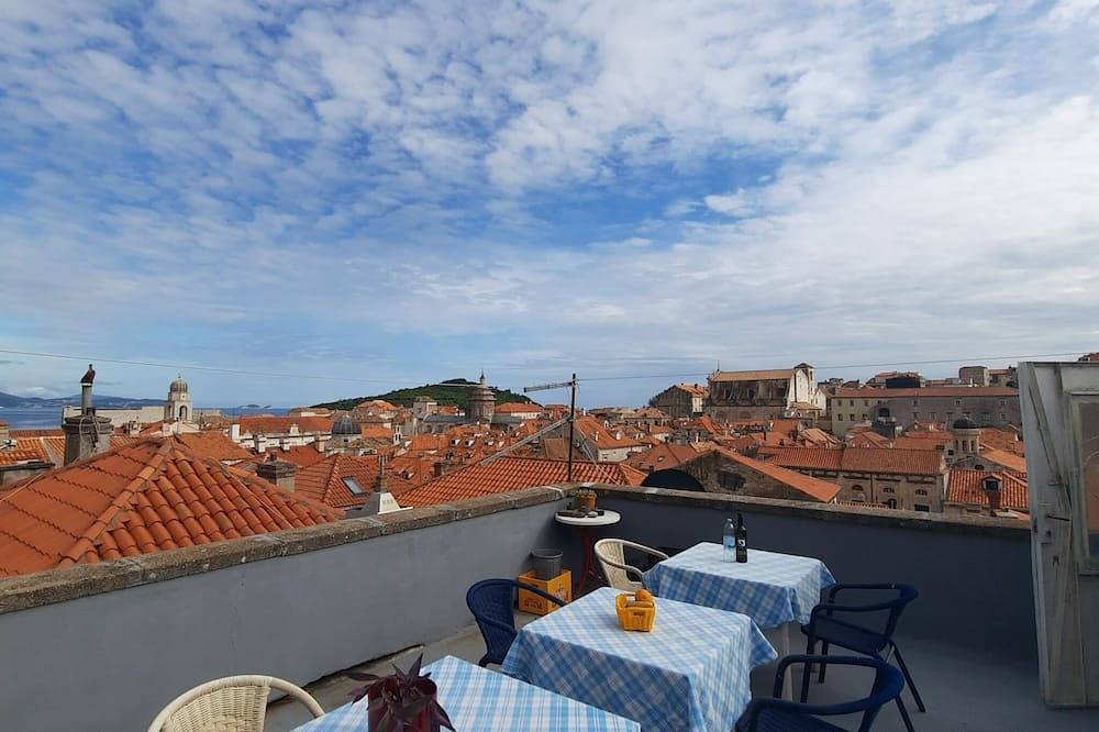 Holiday apartment in Grad Dubrovnik from £195 per night