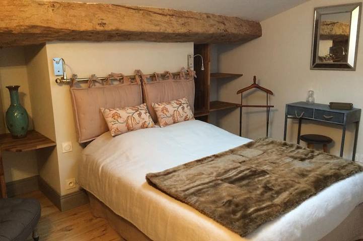 Gîte pour 4 personnes, avec terrasse et jardin à Illats - 3