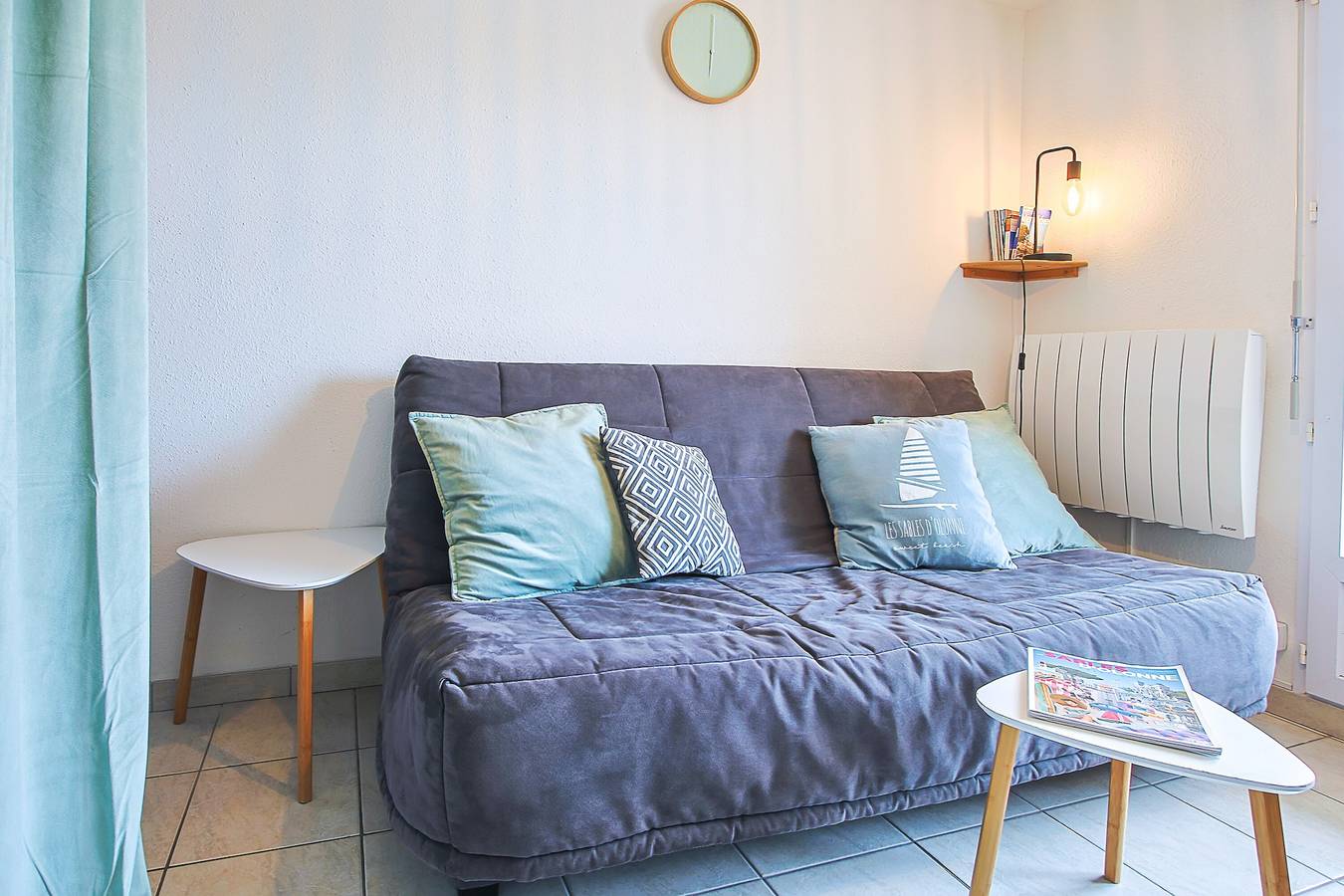 Ganze Wohnung, Ferienwohnung 'Apt Vue Mer - Balcon - Parking' mit Meerblick, Balkon und Wlan in Château-d'Olonne, Les Sables-d'Olonne