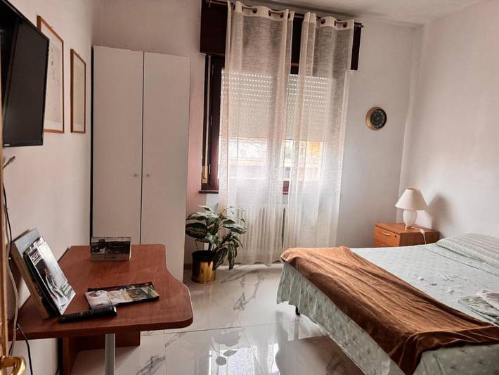 Maison d’hôte pour 3 personnes, avec Balcon et Terrasse ainsi que Jardin et Vue à Bergame - 2