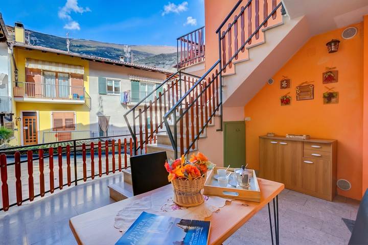 Ferienwohnung für 4 Personen, mit Terrasse und Kinderpool in Arco