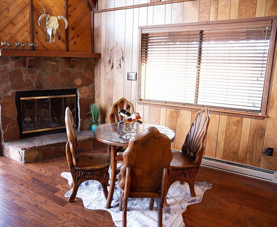 Gemütliches Chalet für 8 Personen und ist perfekt für Ihren Skiurlaub in Angel Fire, Colfax County