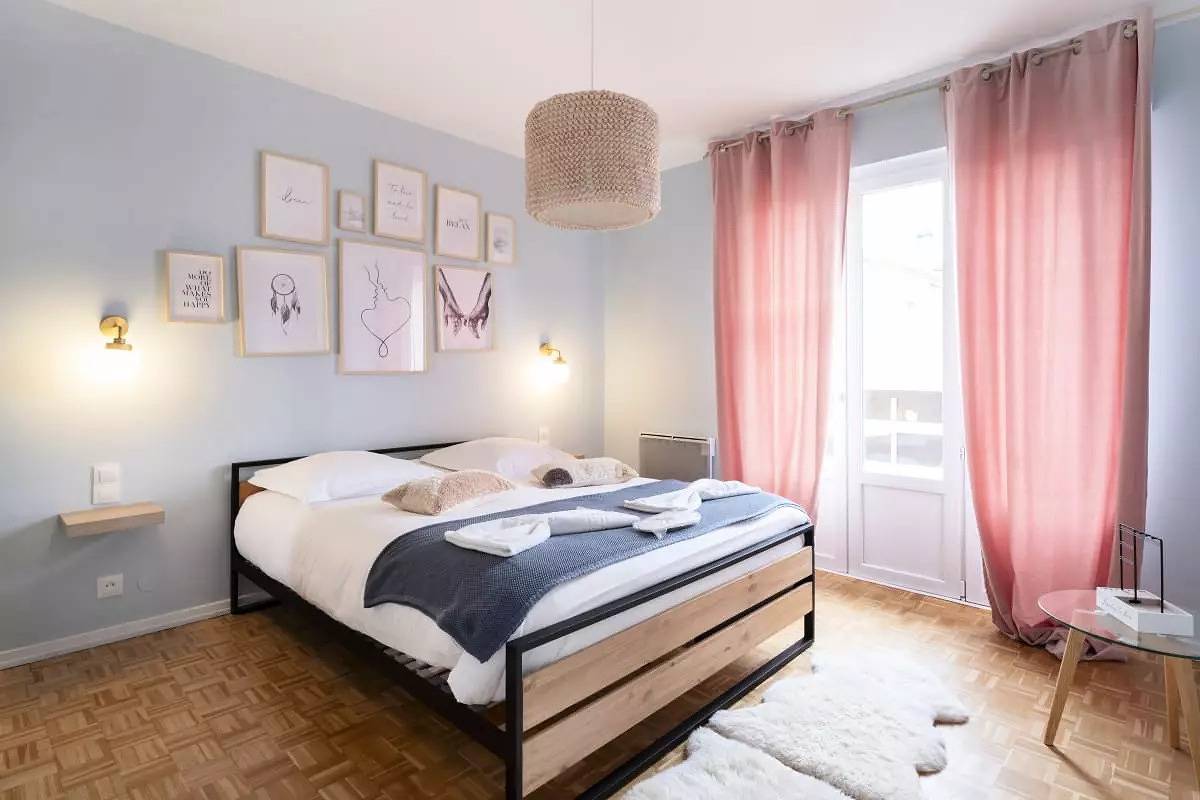 Casas y Villas para 8 Personas in Metz, Metz-Campagne