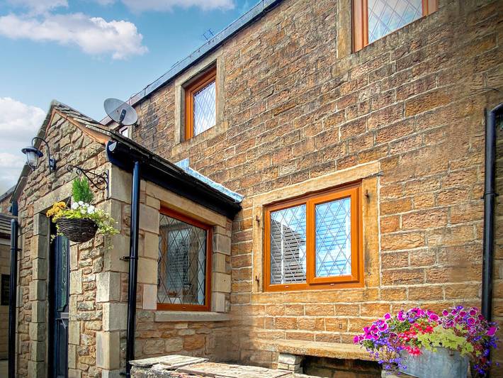 Glamping for 4 people, with garden in Forest of Bowland
