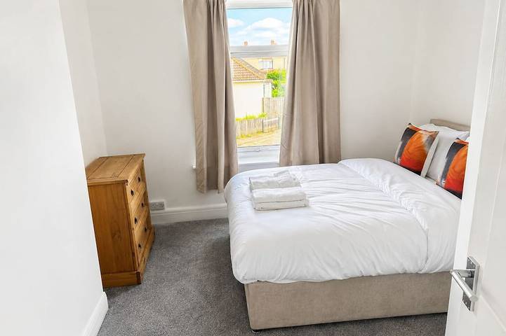 Casa-Superior-Baño privado-Vista a la Ciudad in Gosport, Hampshire