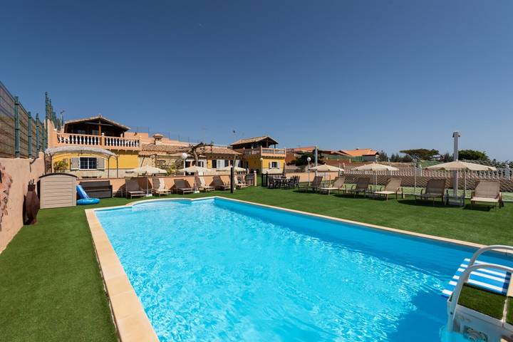 Casa rural para 14 personas, con Jardín en Salobre - 2