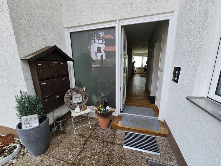 Ganze Ferienwohnung, Waldnest - nid dans la forêt - Appartement/Fewo, Dusche, Wc, 1 Schlafraum in Fischbach bei Dahn, Landkreis Südwestpfalz
