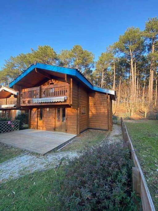 Appartement de vacances pour 6 personnes, avec piscine et sauna ainsi que vue et terrasse, animaux acceptés