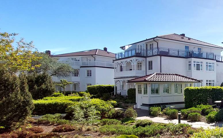 Ferienwohnung für 4 Personen, mit Balkon und Terrasse in Binz - 2