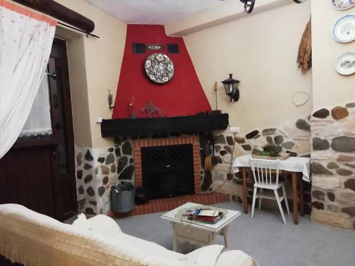 Casa rural para 2 personas, con terraza, Se admiten mascotas en Valle del Alagón - 2
