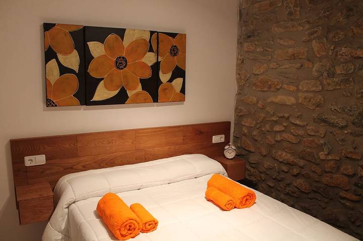 Gîte pour 6 personnes, avec balcon à Sort - 2