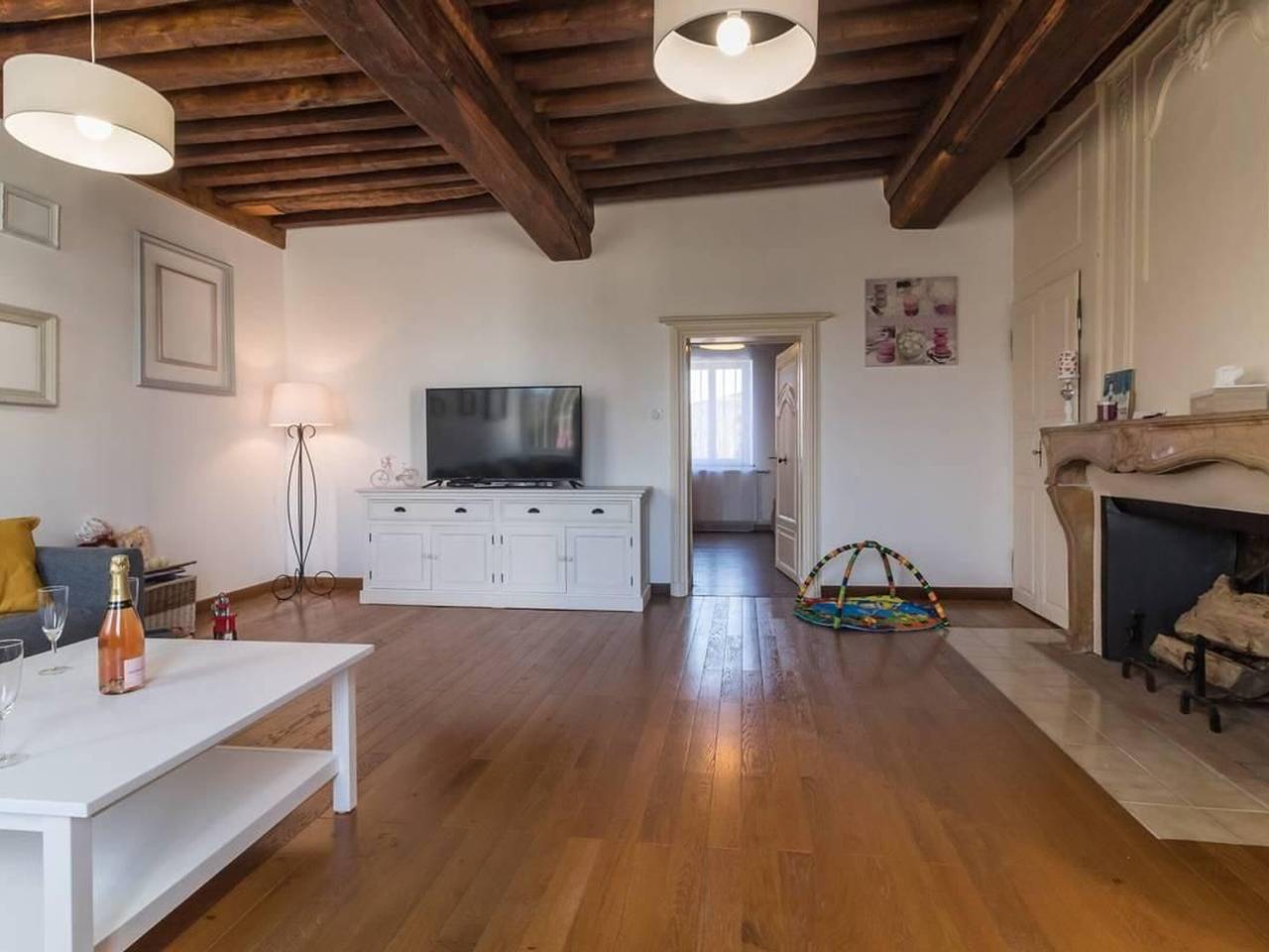 Charmante maison rénovée entre Dijon et Beaune in Esbarres, Région de Beaune