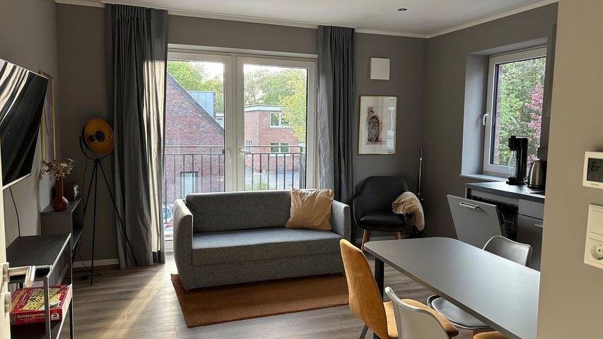 Ferienwohnung für 4 Personen, mit Terrasse und Balkon/Terrasse in Oldenburg