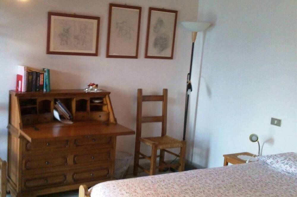 Doubbleroom at garden level with incredible view on Lake Garda in Toscolano-Maderno, Gardasee-Berge
