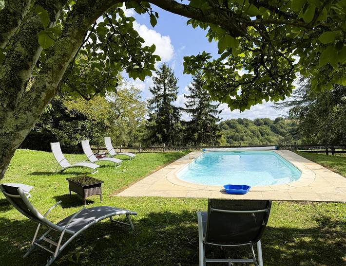 Gîte pour 10 personnes, avec terrasse ainsi que jardin et piscine dans Béarn - 2