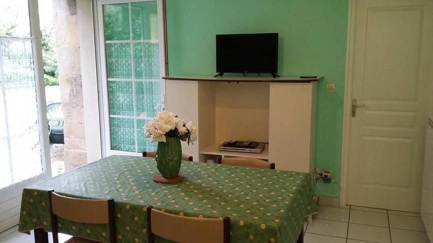 Location de vacances pour 10 personnes, avec jardin ainsi que piscine et vue à Labruguière - 2