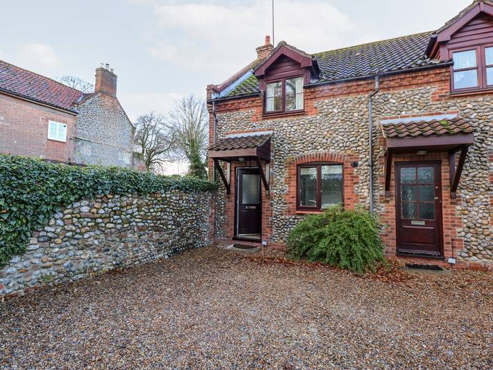 Cottage for 4 people in Holt