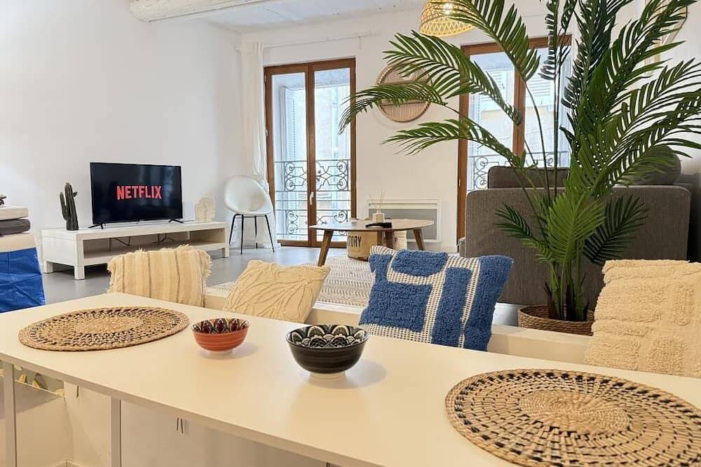Entire apartment, Cosy & peaceful loft - Extra center - 300 meters from Cours Mirabeau in Aix-en-Provence, Aix-en-Provence region