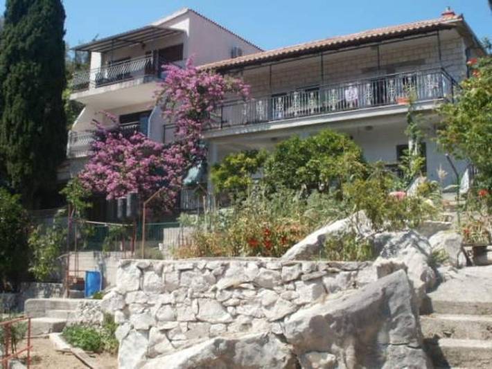 Apartamento entero, Ferienwohnung in Trogir mit Meerblick, Balkon, Klimaanlage, W-Lan (5055-1) in Trogir, Čiovo