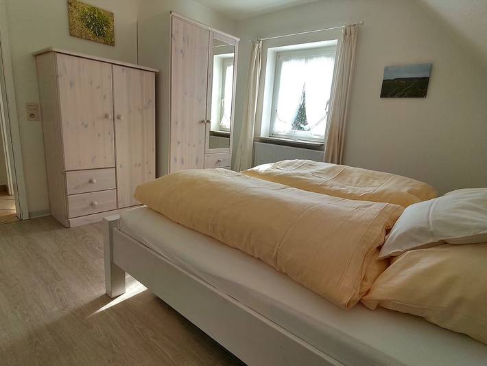 Ganze Ferienwohnung, Harde 15, Whg. Og links in Wyk auf Föhr (Stadt), Wyk auf Föhr
