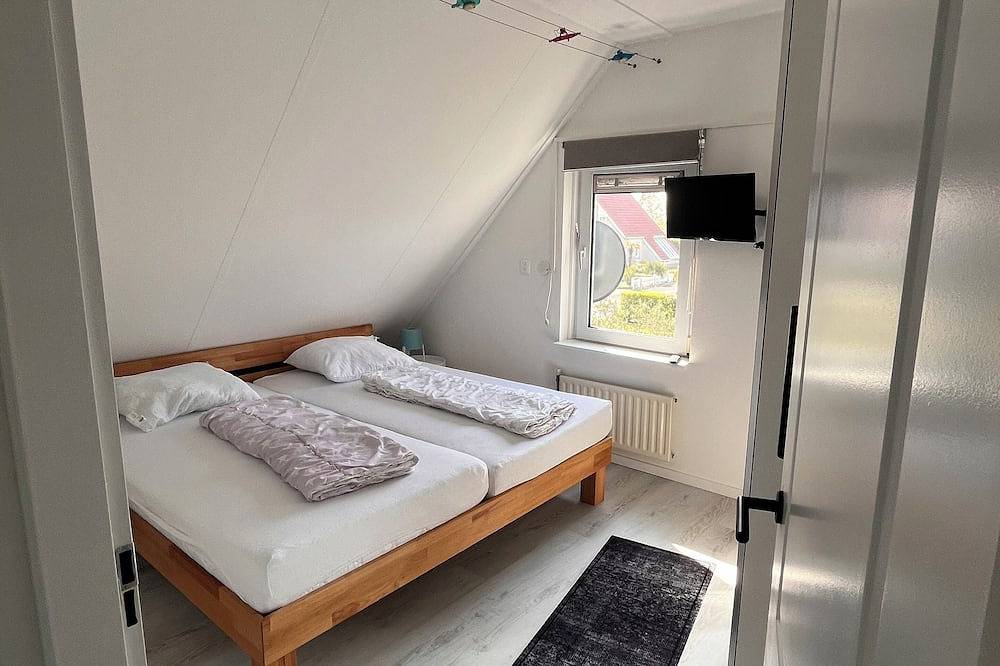 Küche, Bad &Sauna, schöner Garten 5* Ferienhaus, Park Zeeland Village, Wlan 5G in Scharendijke, Zeeuwse Kust