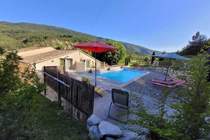 Gîte pour 4 personnes, avec terrasse