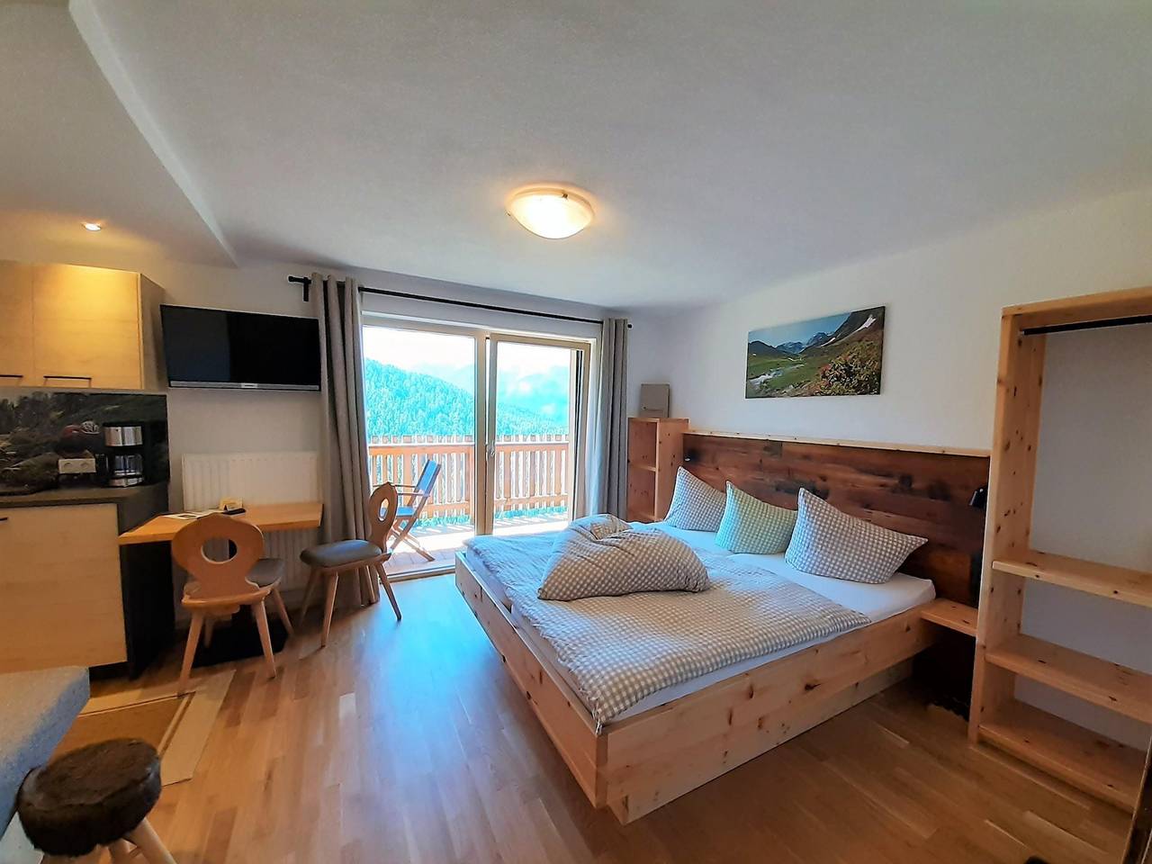 Ganze Ferienwohnung, Studio Tessadina mit Balkon in Stubaier Alpen, Umhausen