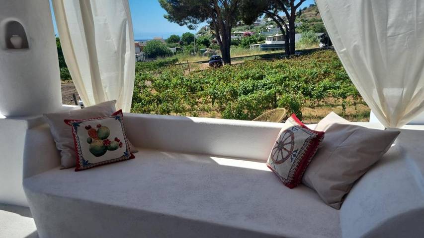 Maison d’hôte pour 2 personnes, avec vue et jardin à Santa Marina Salina - 4