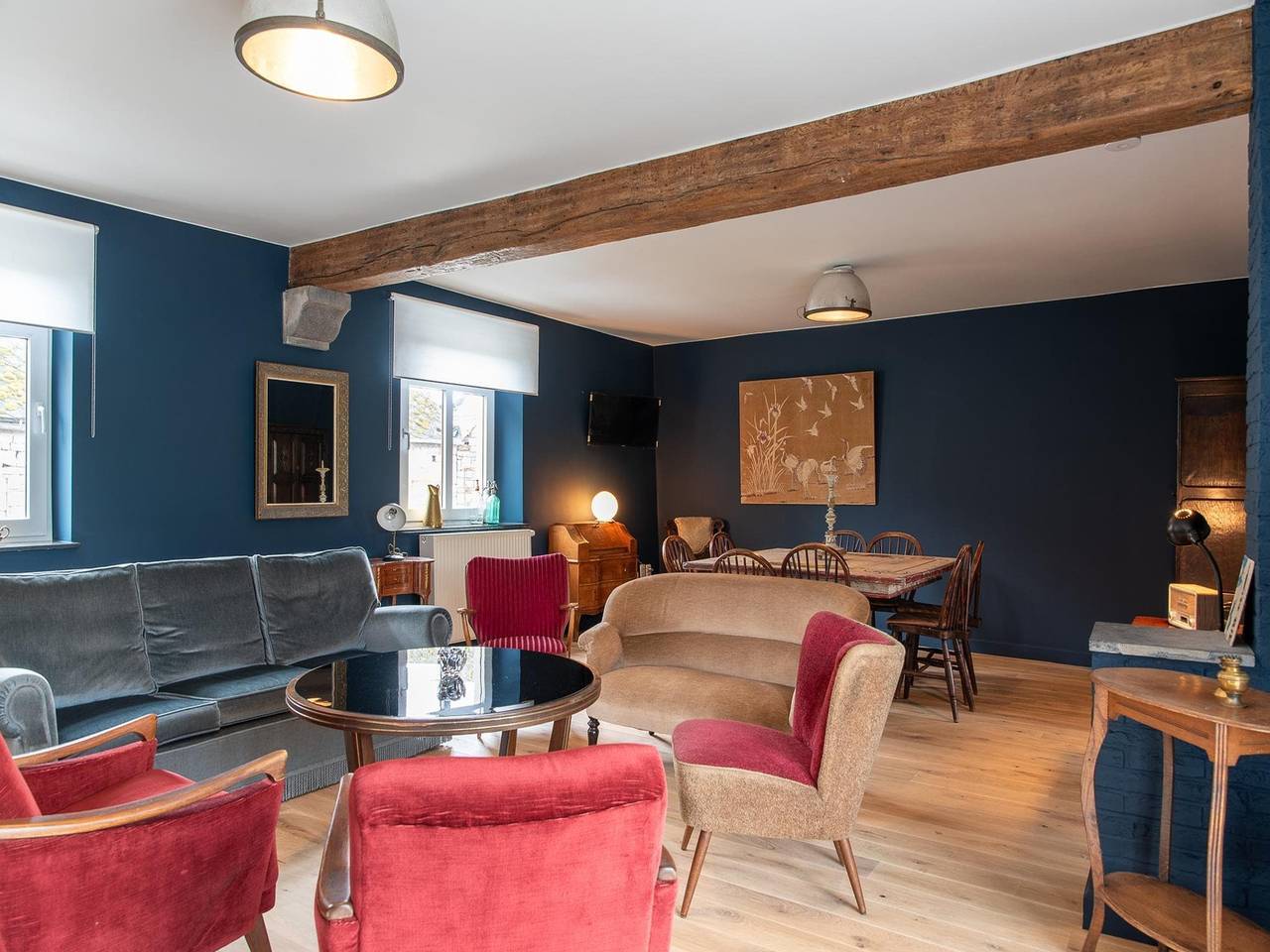 Geräumiges Ferienhaus mit sonniger Terrasse in Dinant, Region Namur