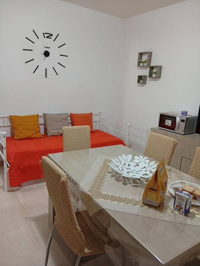 Gîte pour 3 personnes, avec vue et balcon, animaux acceptés à Palagiano - 4