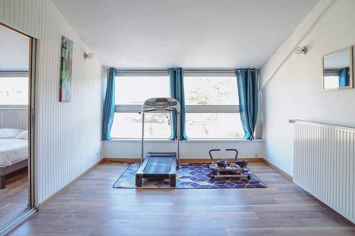 Gîte pour 12 personnes, avec jardin ainsi que piscine et terrasse, animaux acceptés à Vallon-Pont-d'Arc - 2