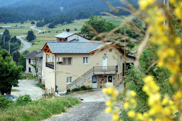 Gîte pour 6 personnes, avec terrasse à Formiguères - 2