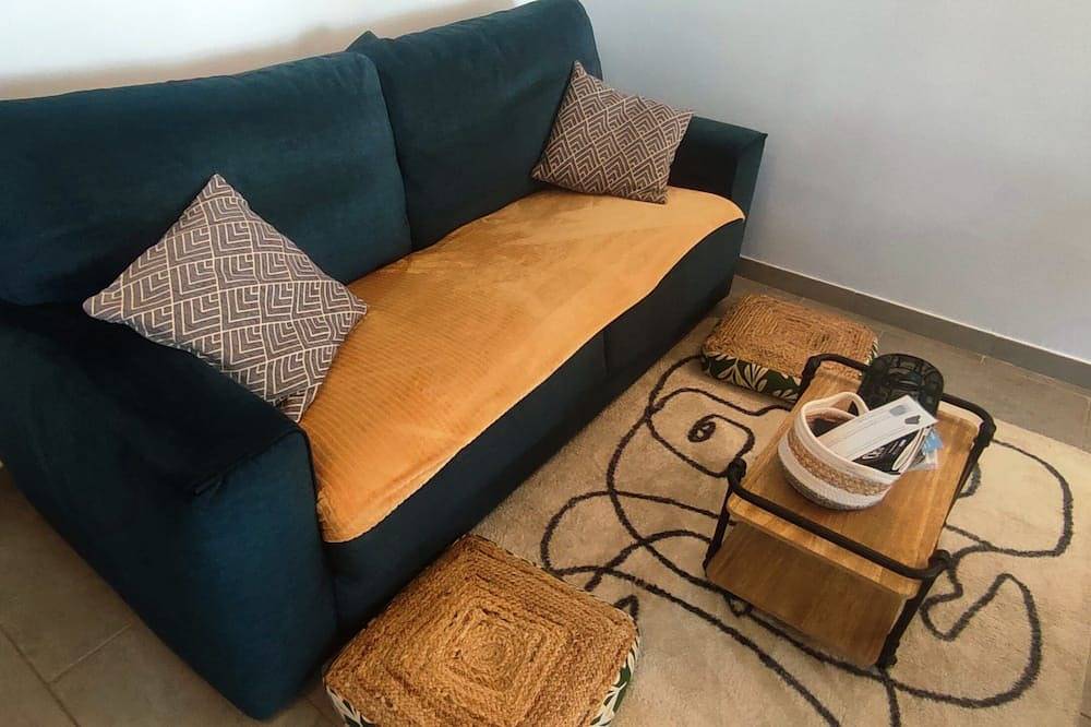 Entire apartment, Le petit chez soit in Le Portel, Boulogne-sur-Mer region