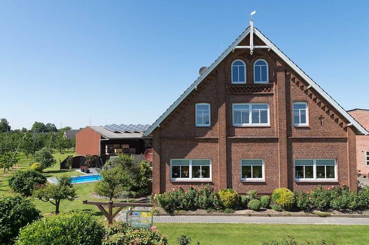 Ferienwohnung für 2 Personen, mit Garten in Grünendeich