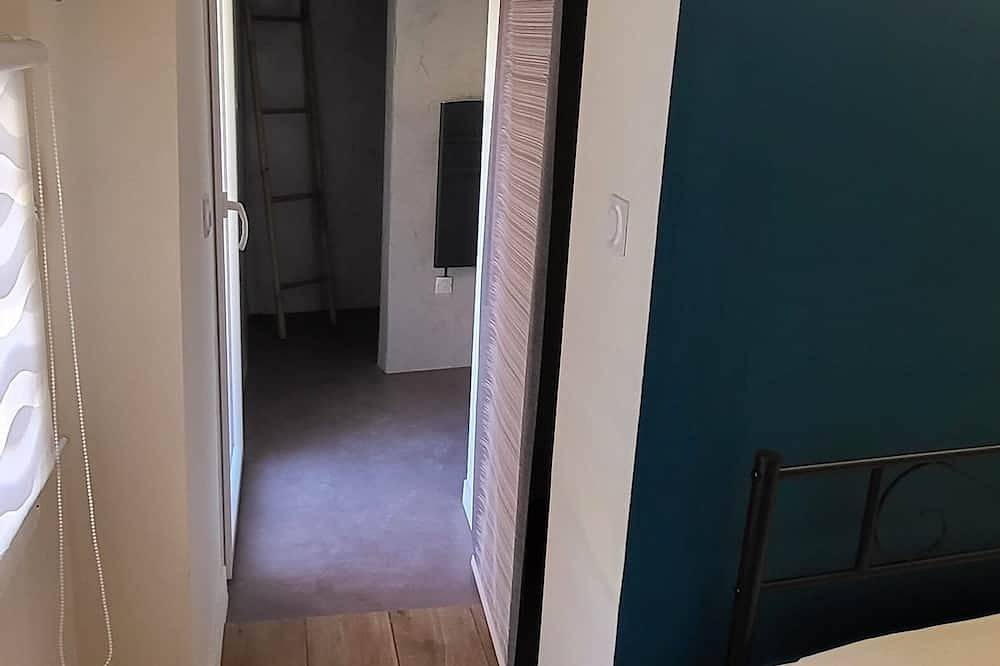 Maison de Ville 130 M2 Avec Terrasse de 70 M2, Parking 3 Chambres + Tv in Pierrelatte, Nyons region