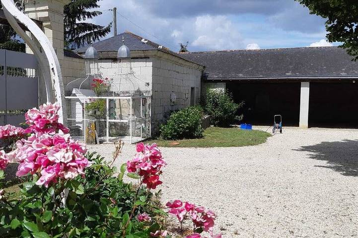 Location de vacances pour 17 personnes, avec jardin et terrasse à Villebernier