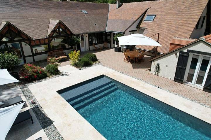 Location de vacances pour 15 personnes, avec piscine ainsi que jardin et vue à Marcilly-en-Gault - 2