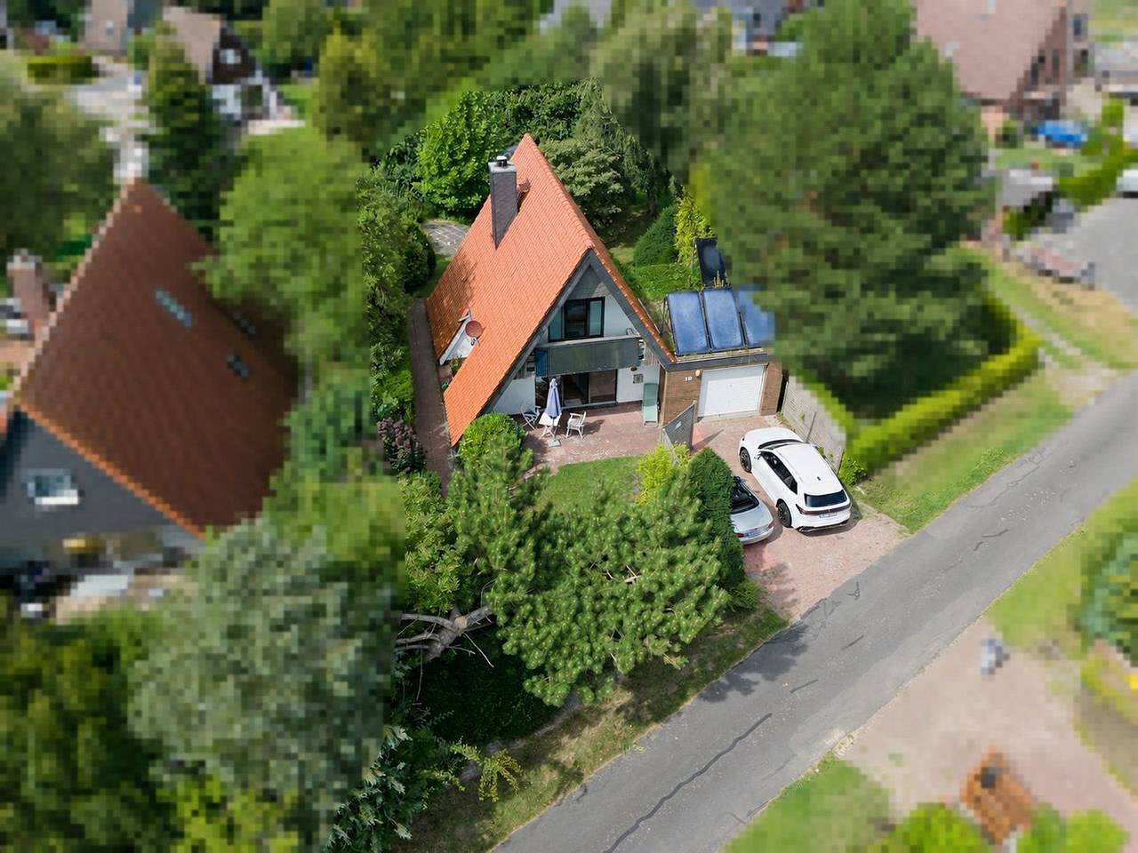 Haus Leevje – Ferienhaus mit Garten, Kamin und Strandnähe in Neuharlingersiel, Landkreis Wittmund