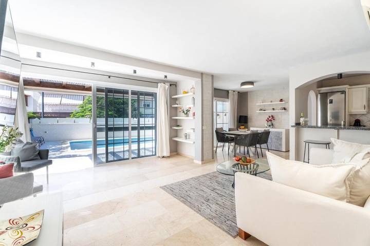 Villa voor 6 personen, with tuin and uitzicht as well as zwembad - 1