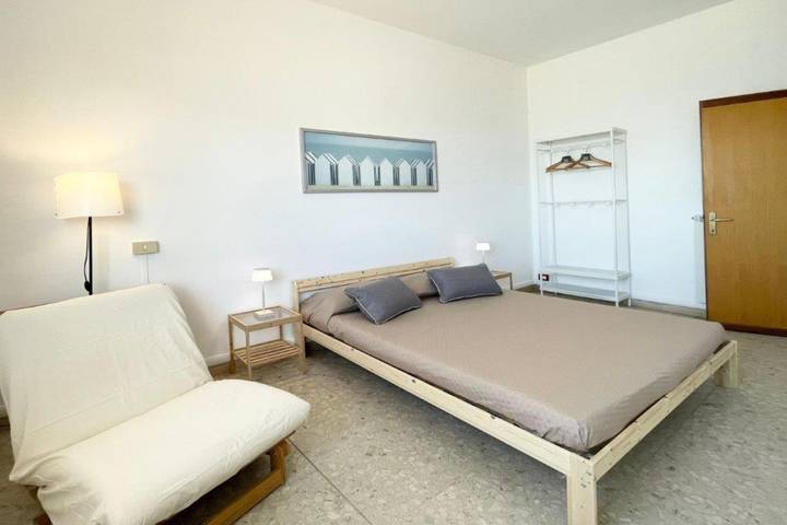 Ferienwohnung für 4 Personen, mit Meerblick und Terrasse, kinderfreundlich in Terracina - 4