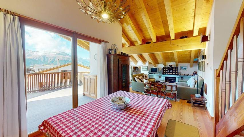 Ferienwohnung für 5 Personen, mit Balkon und Ausblick in Pontresina