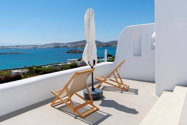 Chambre d’hôte pour 3 personnes, avec jardin et balcon ainsi que vue et piscine dans Paros - 3