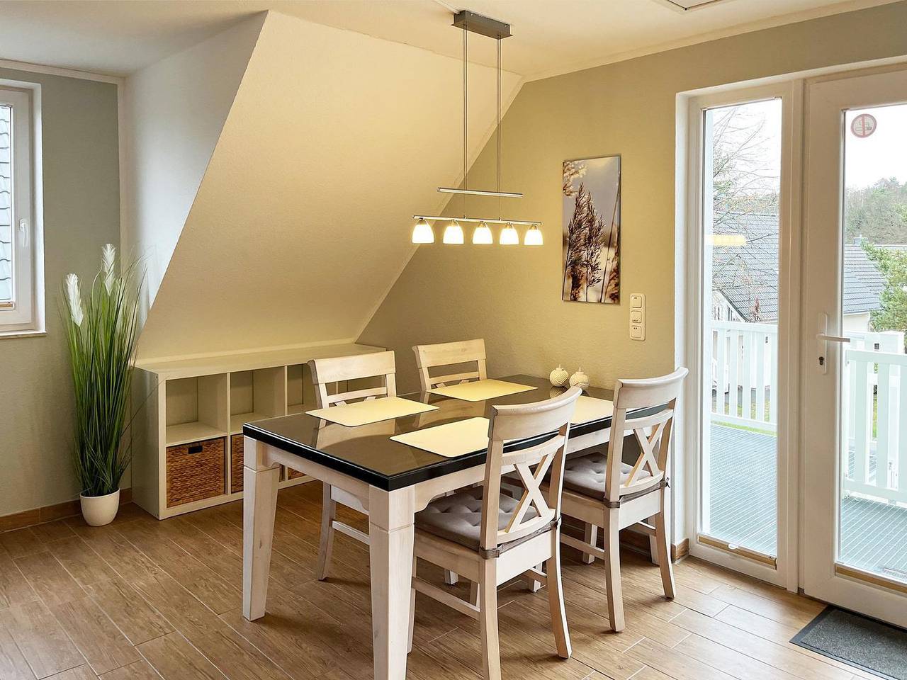 Ganze Wohnung, Modernes Ferienapartment mit Balkon in Röbel/Müritz in Röbel, Müritz