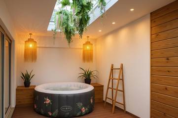 Gîte pour 4 personnes, avec jacuzzi et terrasse dans Cambuston
