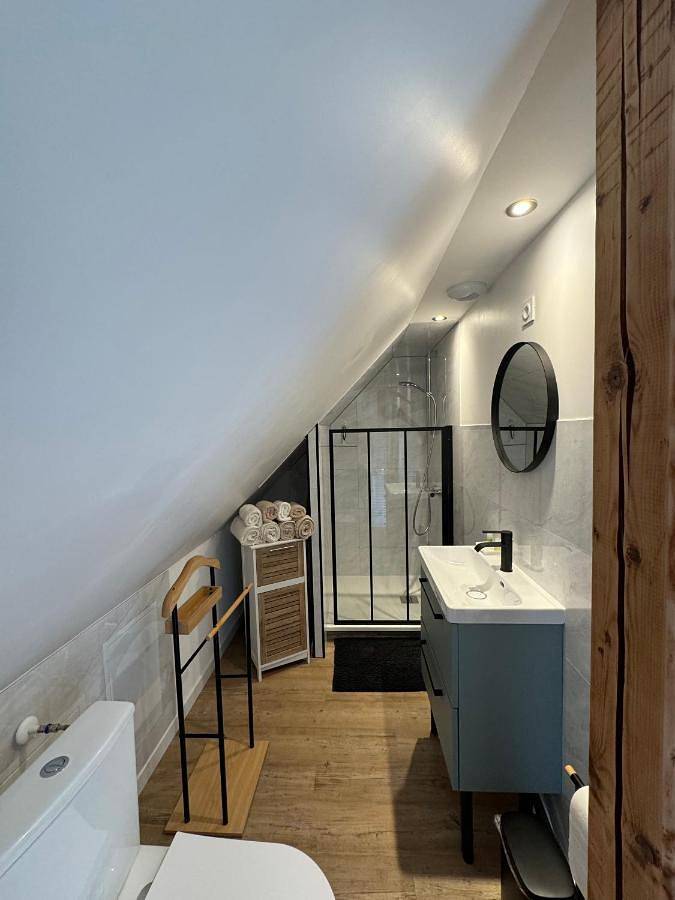 Double Room with Spa Bath in Guînes, Région de Calais
