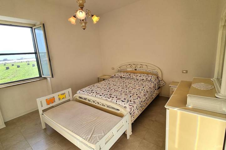 Location de vacances pour 7 personnes, avec jardin à Fondi - 2
