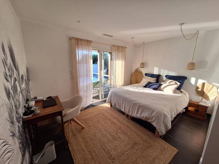 Villa pour 12 personnes, avec jacuzzi ainsi que terrasse et piscine à Mimizan - 4