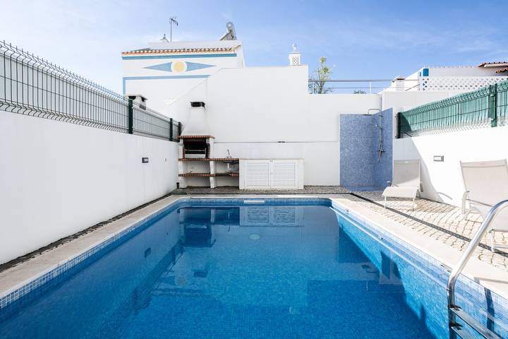 Casa de férias para 6 pessoas, com terraço na Praia da Lota