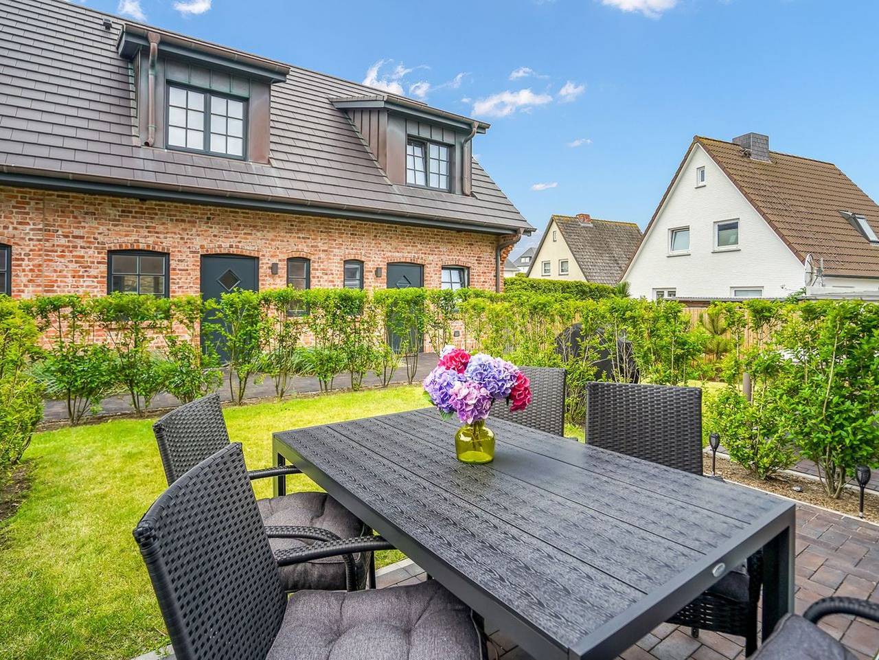 Sylter Windrose - Strandnahes Wohnen für 5 Personen im Neubau mit Terrasse und eigener Sauna in Hörnum, Sylt